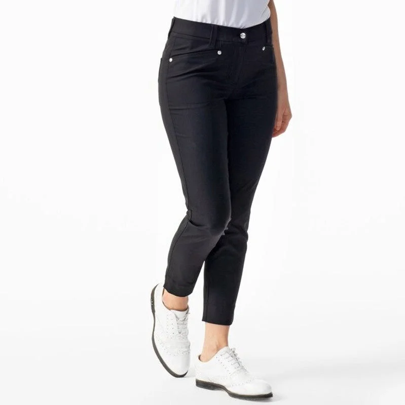 Daily Sports: Women's Lyric High Water Ankle Pants - Black