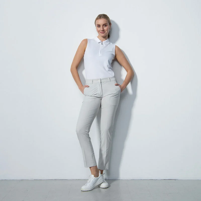 Daily Sport: Women's Beyond Ankle Pants - Pearl Gray