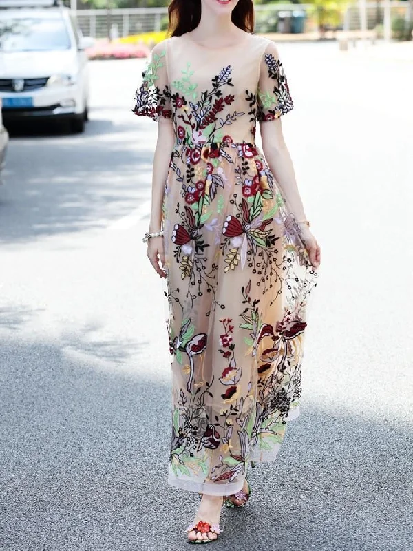 Elegant Embroidered Round Neck Short Sleeve Maxi Dress