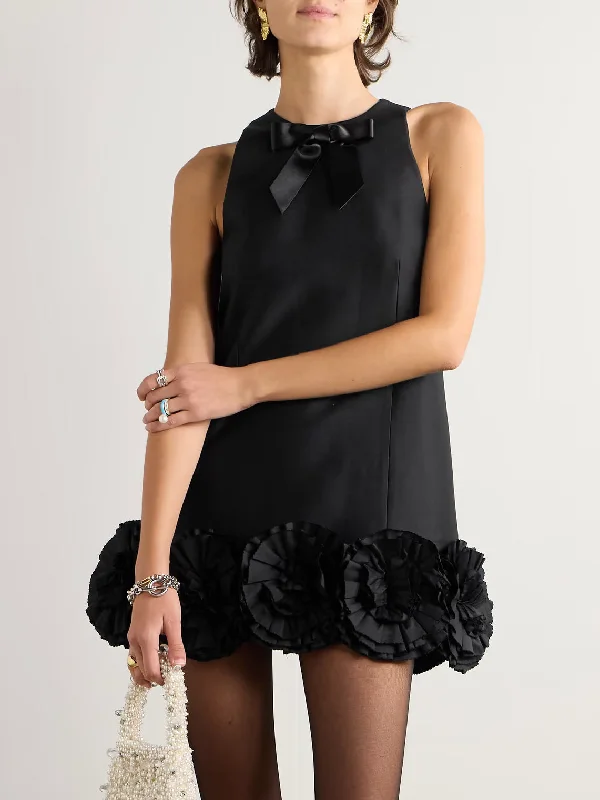 Floral Appliques Embellished Halter Mini Dress in Black with Bow Fashionable Party Mini Dress